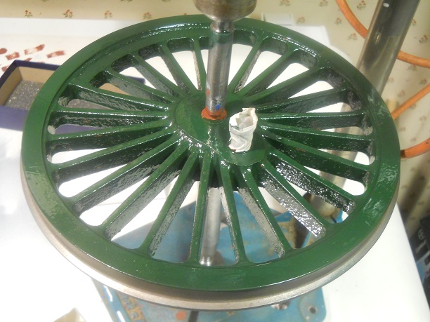 undercoated main wheel